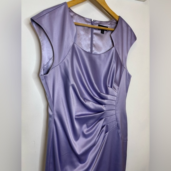 Tahari ASL Lavender Satin Starburst Square Neck Sheath - Picture 4 of 8